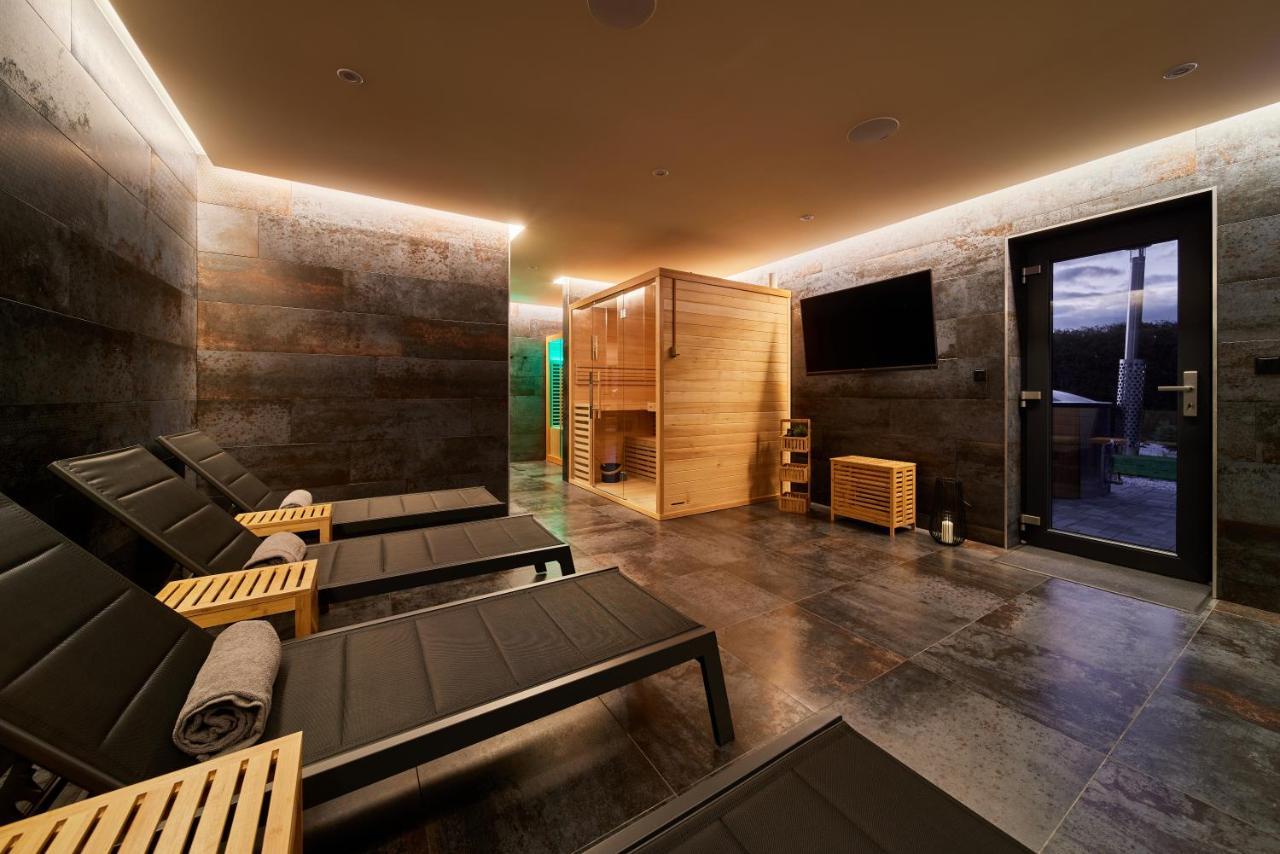 B-Arak Wellness Domek Pod Horama Mladé Buky Exterior foto